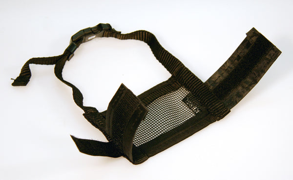Dog Muzzle Nylon Short Head 30cm Size 8