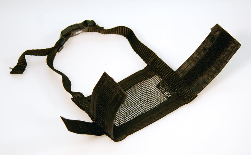 Dog Muzzle Nylon Short Head 30cm Size 8